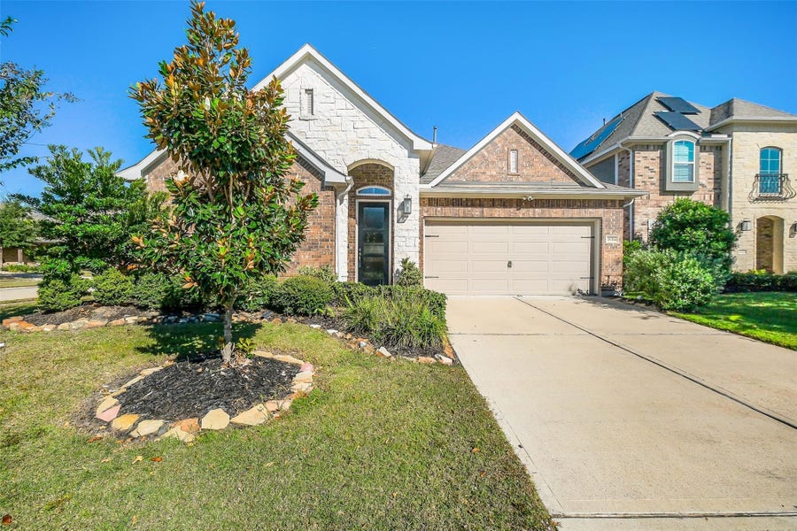 Property photo for 18314 Southwood Creek Drive, Cypress, TX