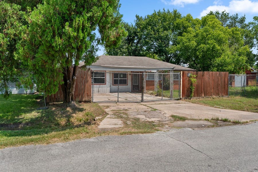 Property photo for 7417 Miley Street, Houston, TX