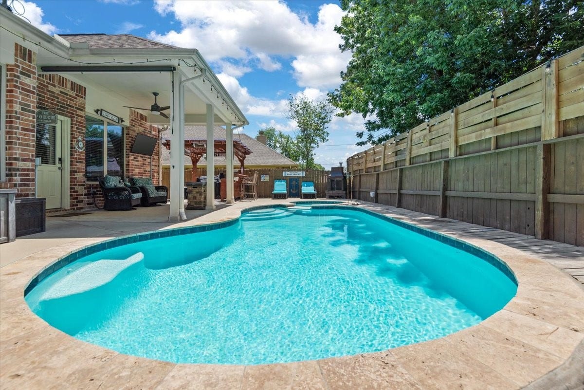 3726 Whisper Walk, Montgomery, TX 77356