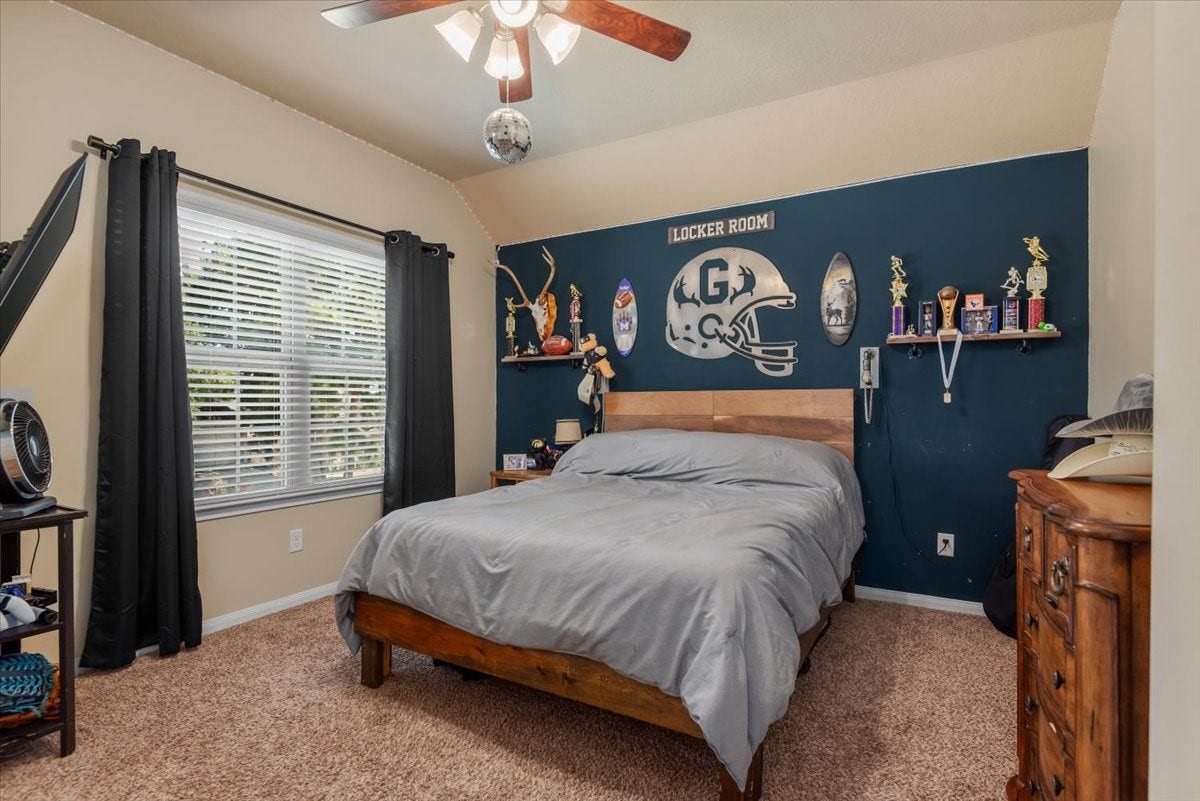 3726 Whisper Walk, Montgomery, TX 77356
