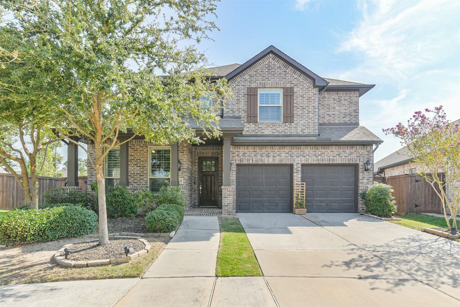 Property photo for 16866 Beechwood Forest Way, Humble, TX