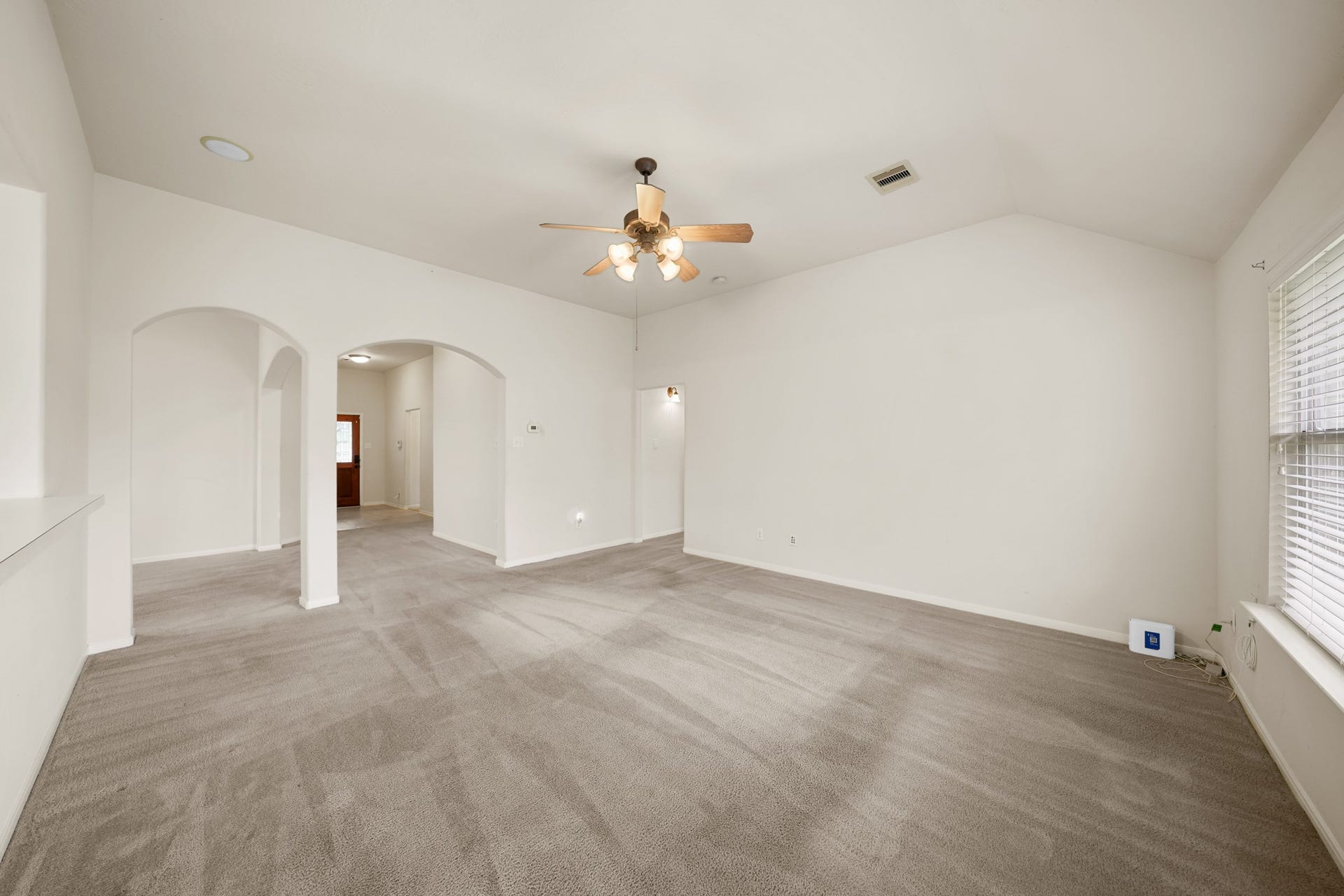 3808 Parry Court, Pearland, TX 77584 3808 Parry Court, Pearland, TX 77584