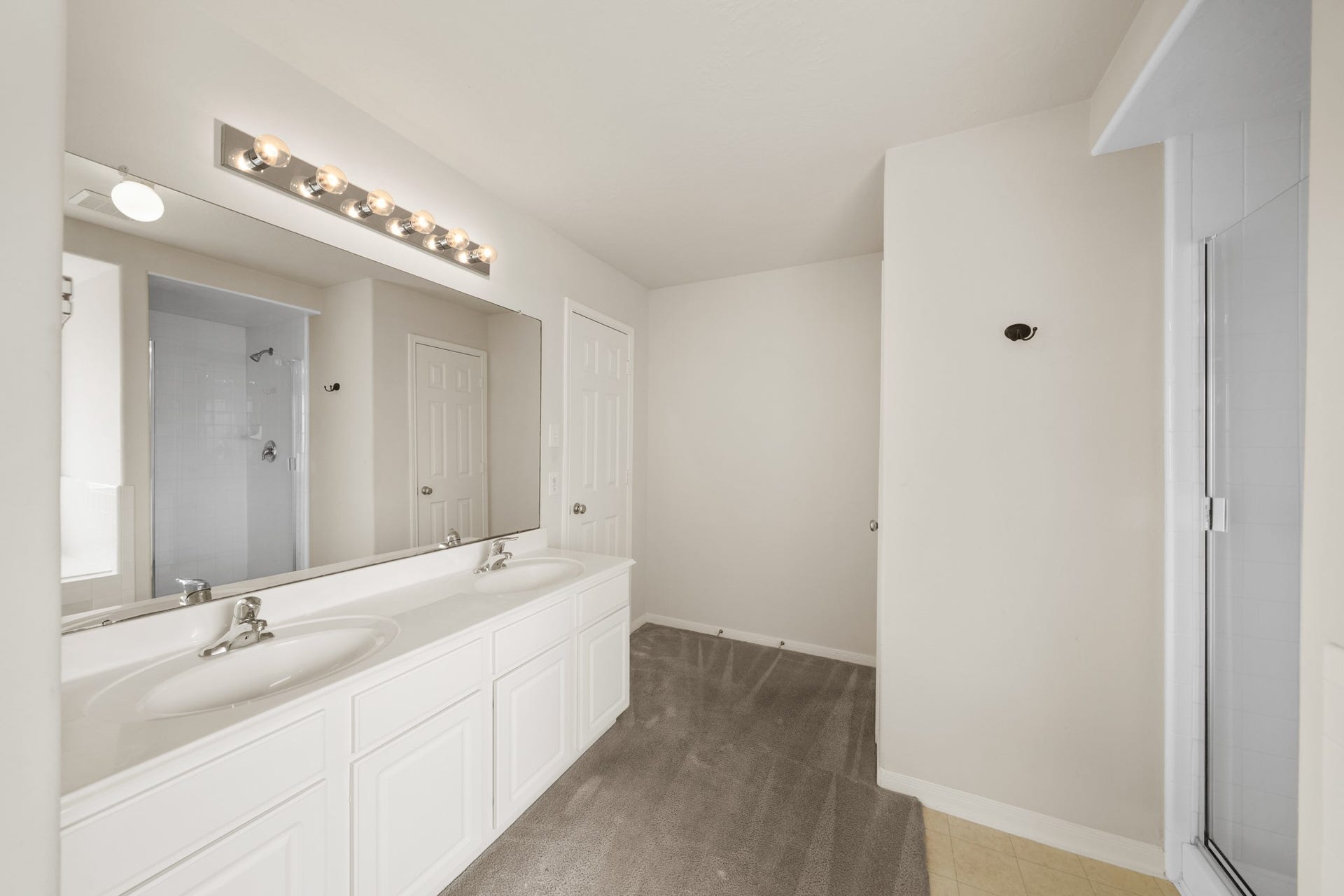 3808 Parry Court, Pearland, TX 77584 3808 Parry Court, Pearland, TX 77584