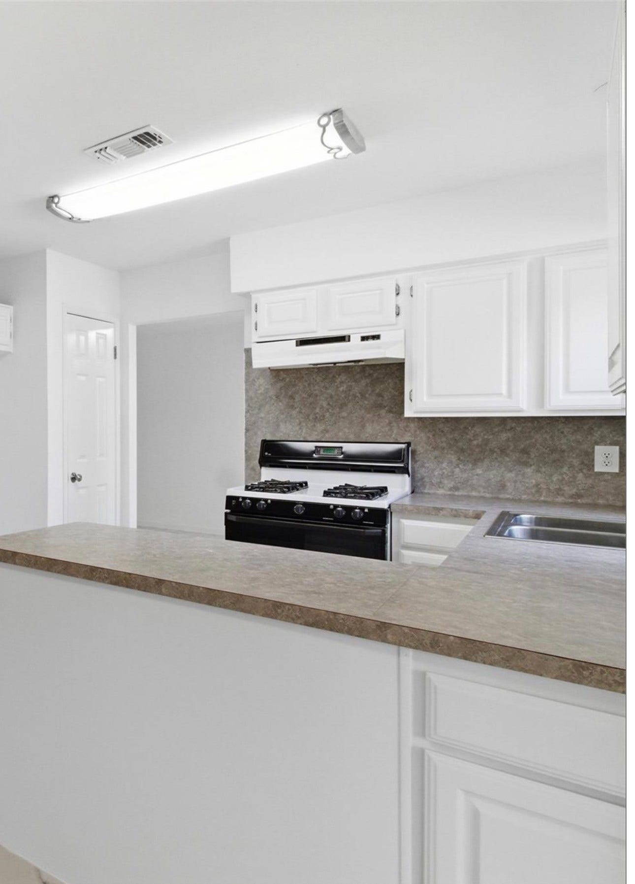 3226 Lakefield Way, Sugar Land, TX 77479 3226 Lakefield Way, Sugar Land, TX 77479
