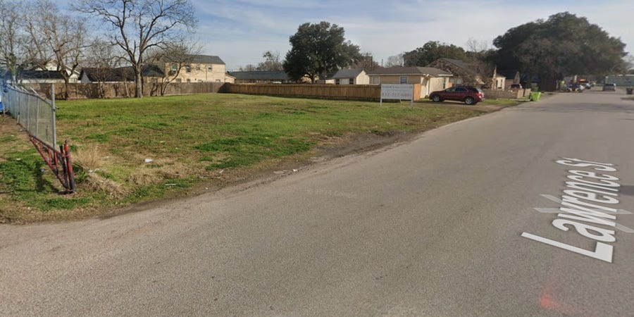 Property photo for 1009 Lawrence Street, Rosenberg, TX