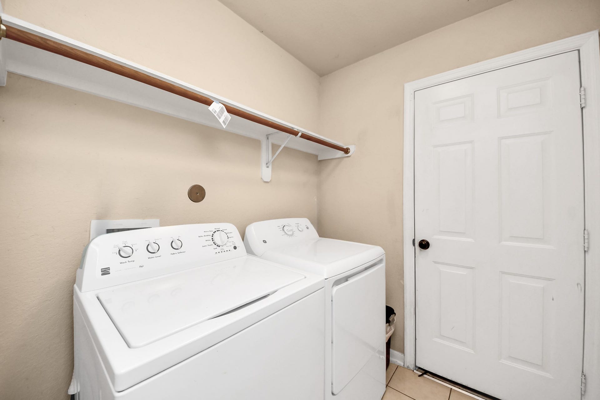 17918 Carroll Place Lane, Richmond, TX 77407 Utility room