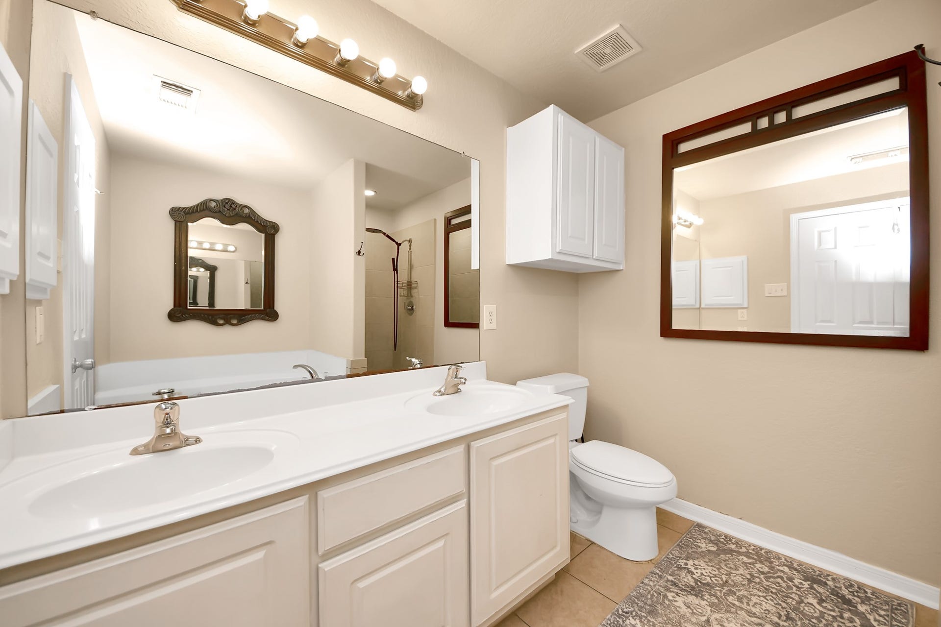 17918 Carroll Place Lane, Richmond, TX 77407 primary bathroom