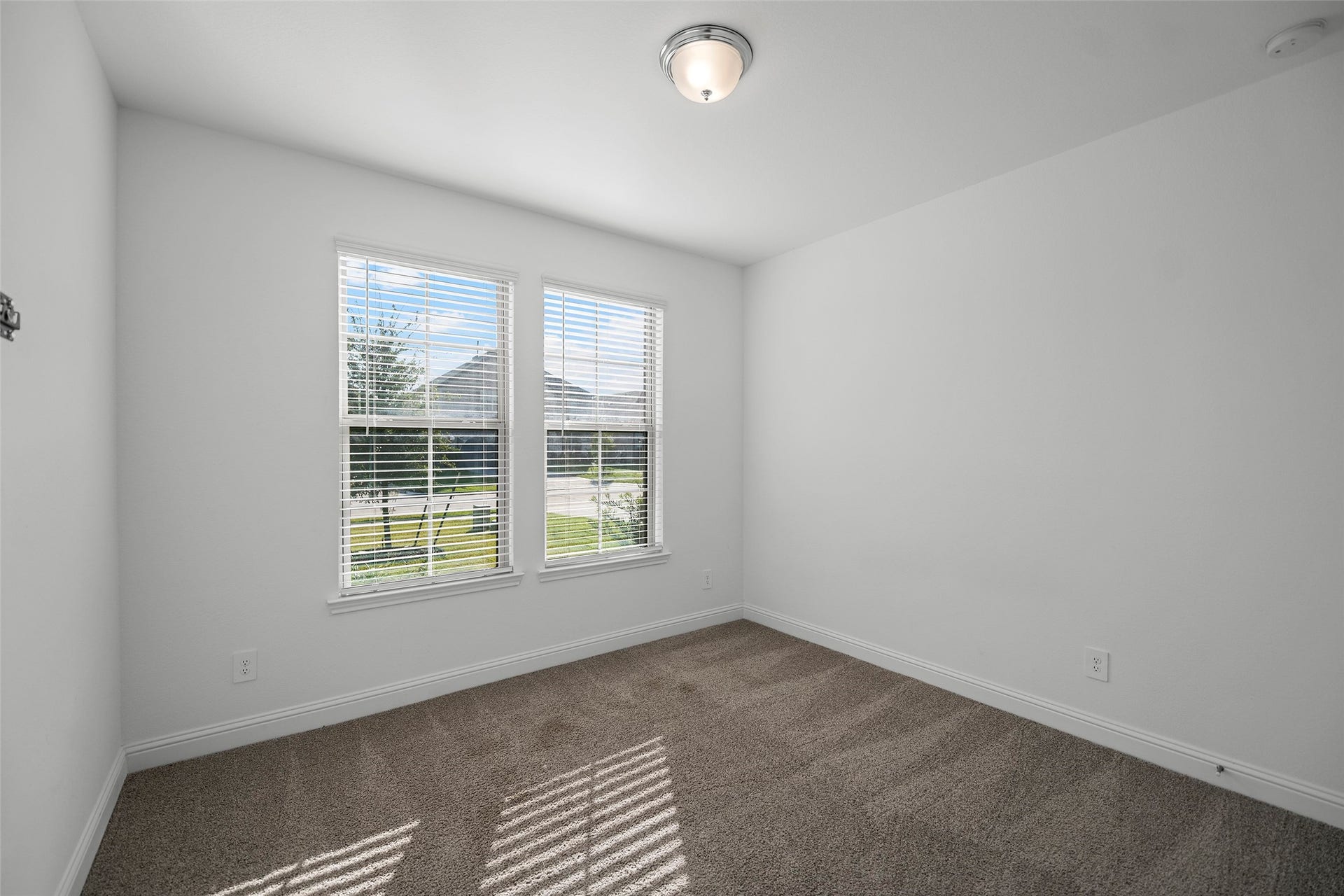 15722 Rosemary Hill Lane, Conroe, TX 77302 Bedroom #2 Downstairs