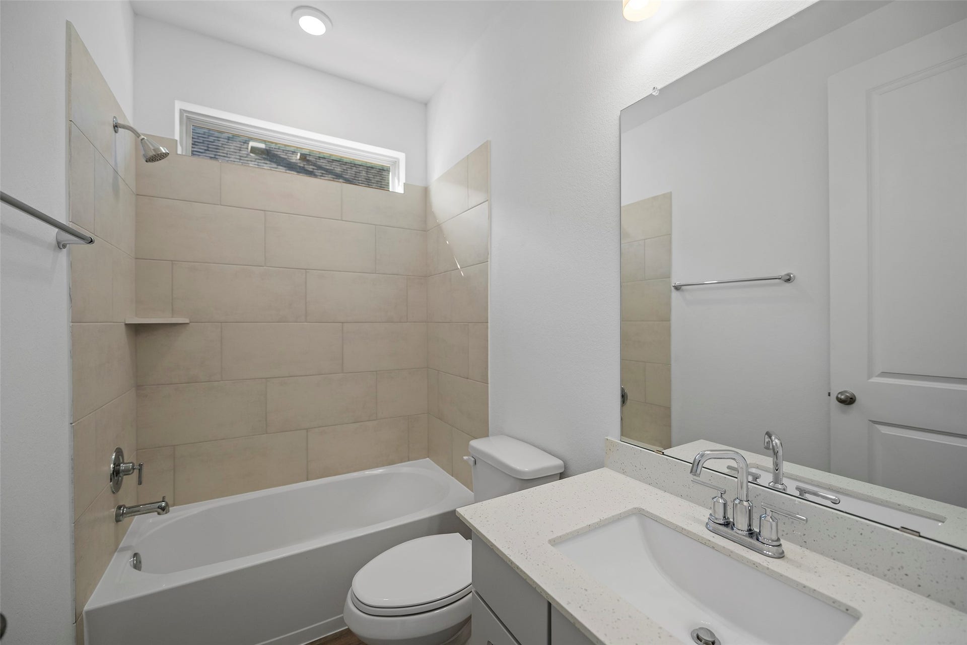 15722 Rosemary Hill Lane, Conroe, TX 77302 Full Bathroom downstairs for Bedroom #2 and Guests. There's also a half bathroom for guests too.
