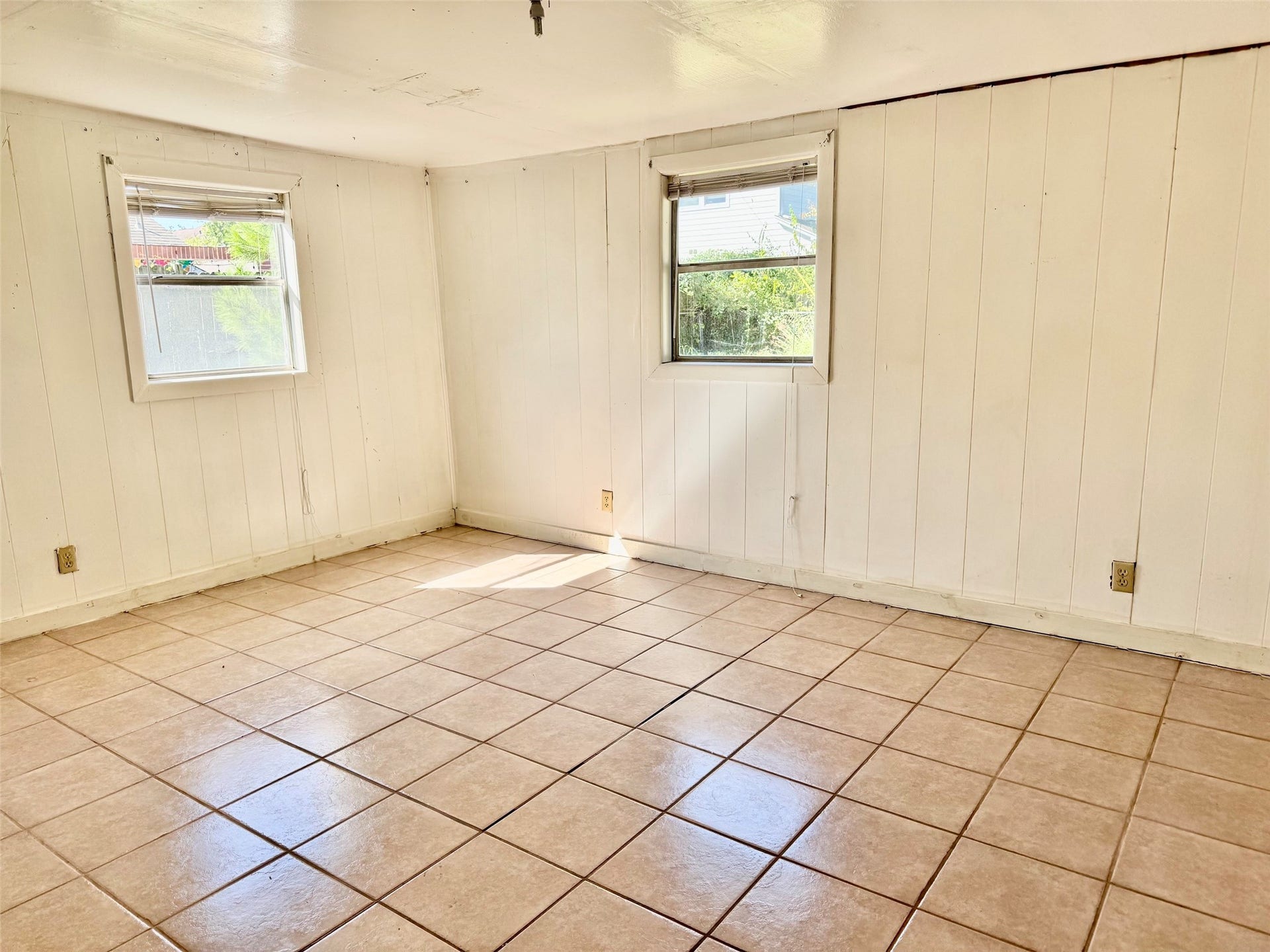 4009 Ella Boulevard, Houston, TX 77018 4009 Ella Boulevard, Houston, TX 77018