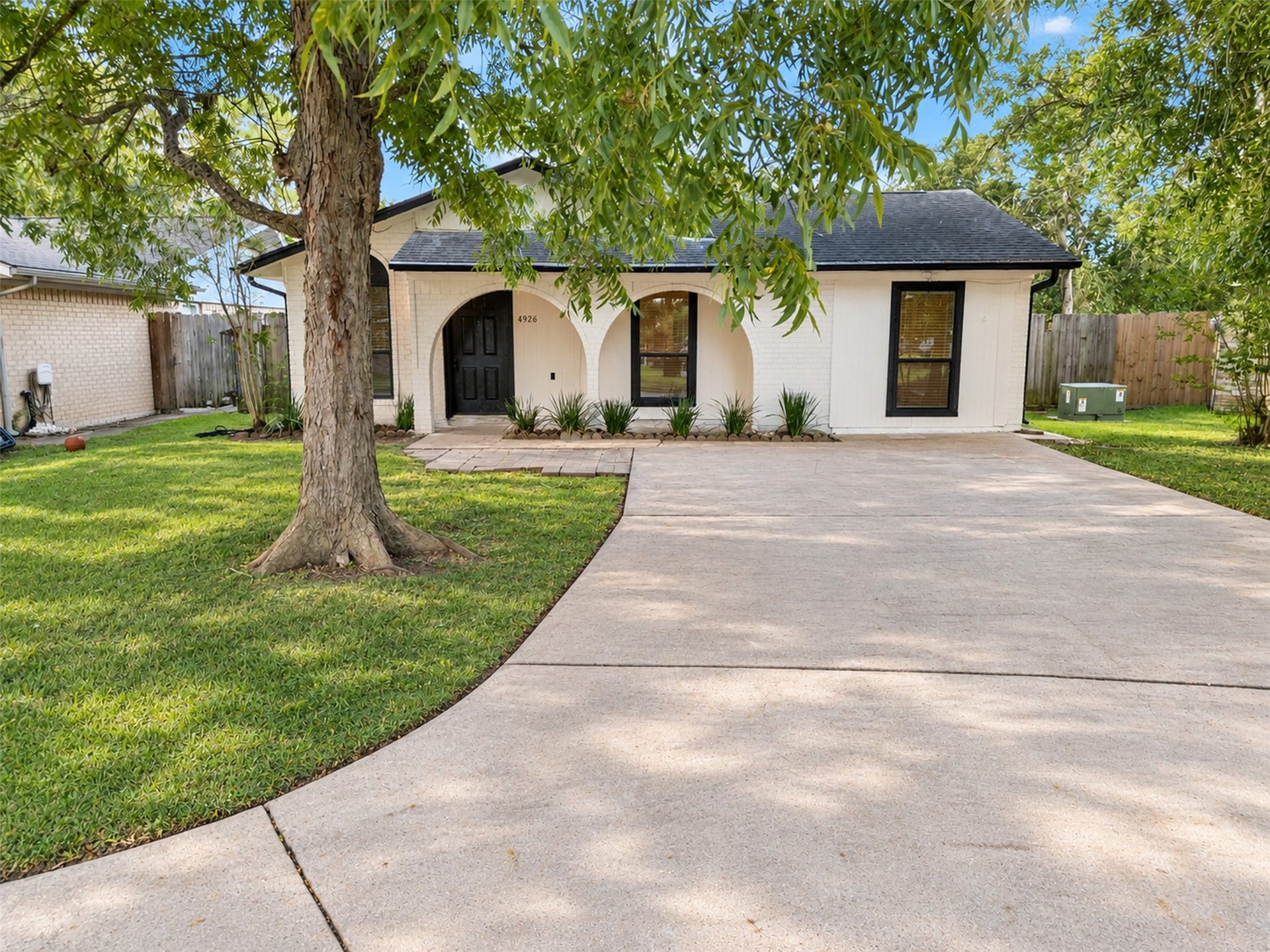 4926 Dollar Reef Drive, Bacliff, TX 77518 4926 Dollar Reef Drive, Bacliff, TX 77518