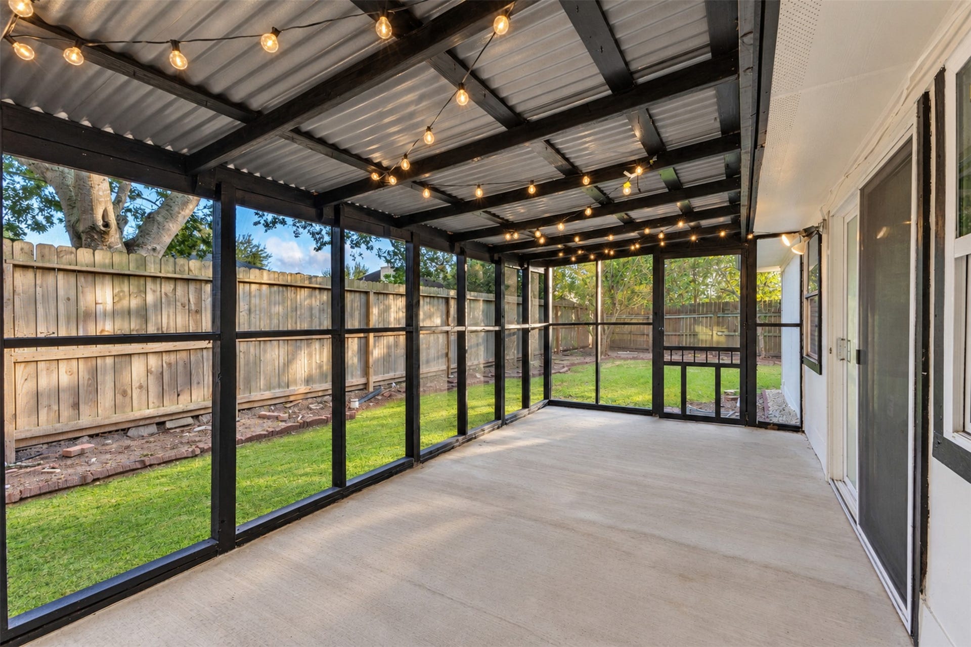 4926 Dollar Reef Drive, Bacliff, TX 77518 4926 Dollar Reef Drive, Bacliff, TX 77518
