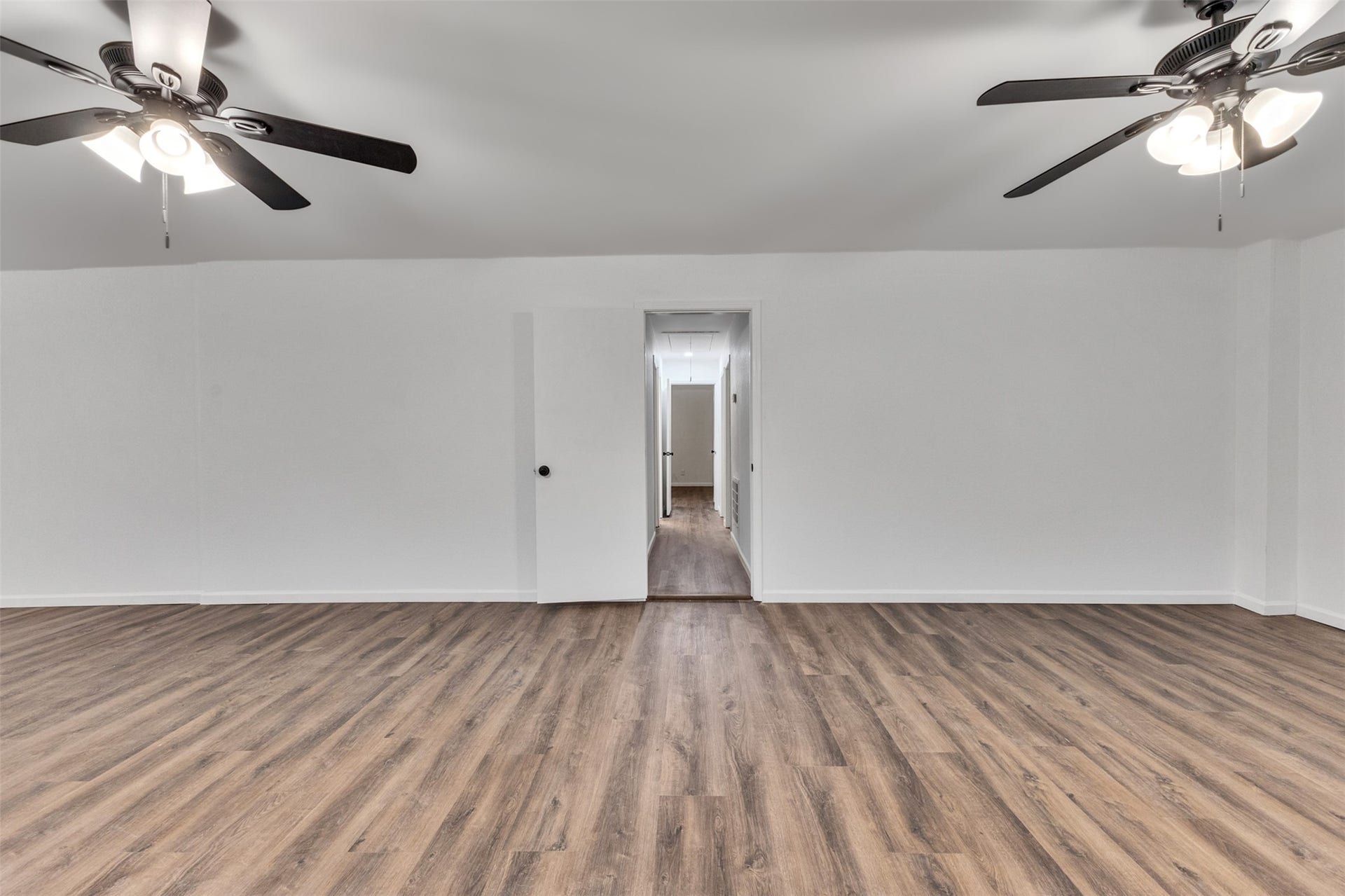 4926 Dollar Reef Drive, Bacliff, TX 77518 4926 Dollar Reef Drive, Bacliff, TX 77518