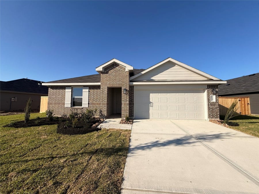 Property photo for 611 Meadowknoll Drive, Crosby, TX