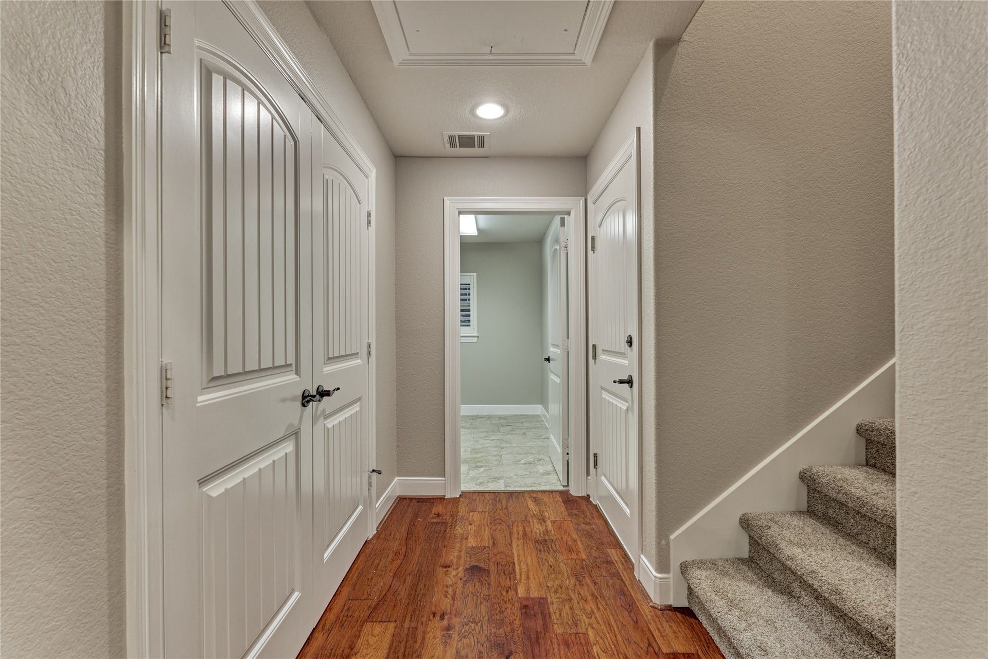 650 Edgewood Drive, Montgomery, TX 77356