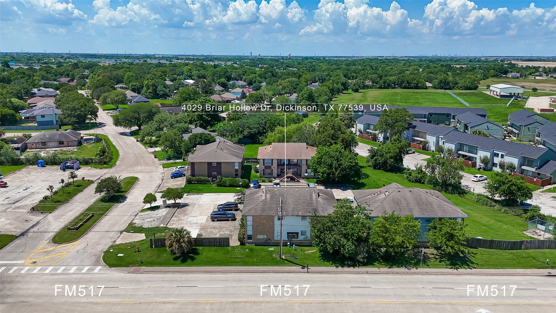 4029 Briar Hollow Drive, Dickinson, TX 77539