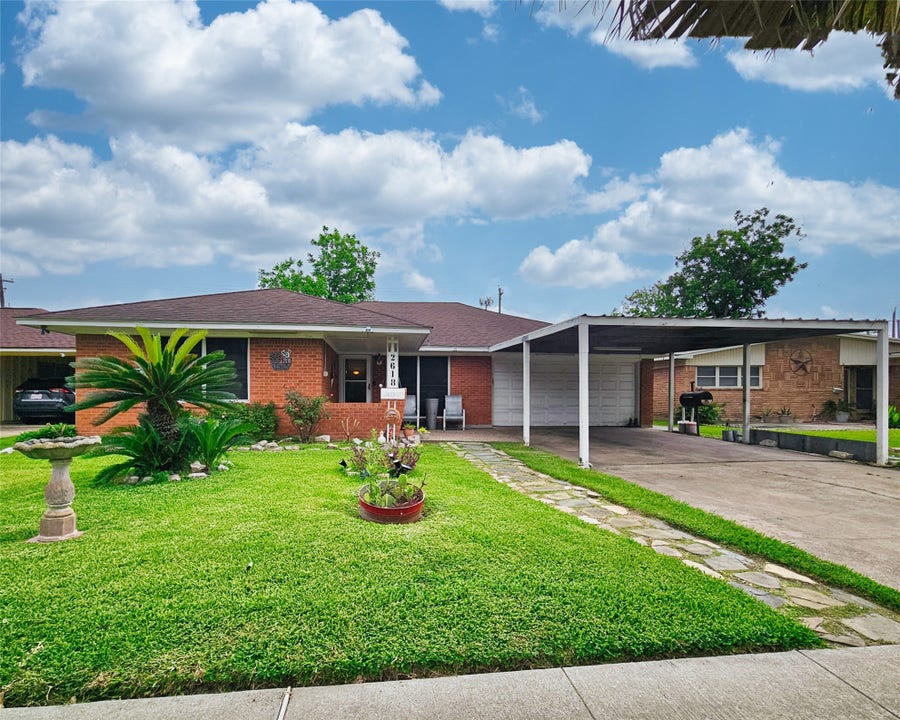 Property photo for 2618 San Jacinto Drive, Pasadena, TX