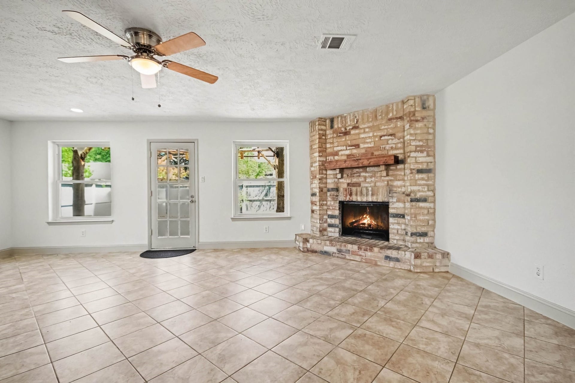 4010 Bluebonnet Trail, Deer Park, TX 77536 4010 Bluebonnet Trail, Deer Park, TX 77536