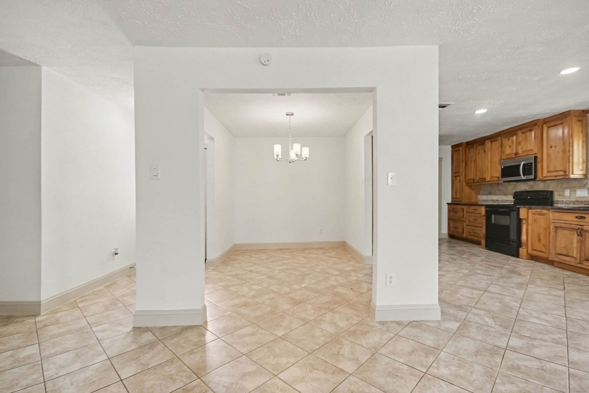 4010 Bluebonnet Trail, Deer Park, TX 77536 4010 Bluebonnet Trail, Deer Park, TX 77536