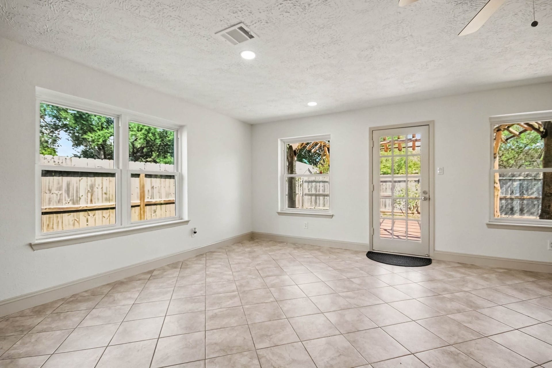 4010 Bluebonnet Trail, Deer Park, TX 77536 4010 Bluebonnet Trail, Deer Park, TX 77536