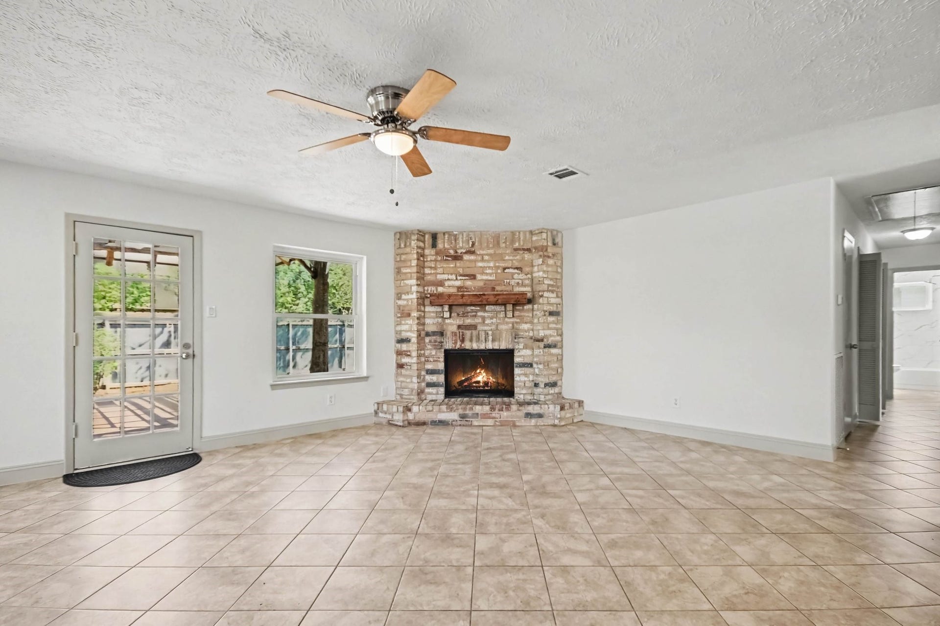 4010 Bluebonnet Trail, Deer Park, TX 77536 4010 Bluebonnet Trail, Deer Park, TX 77536