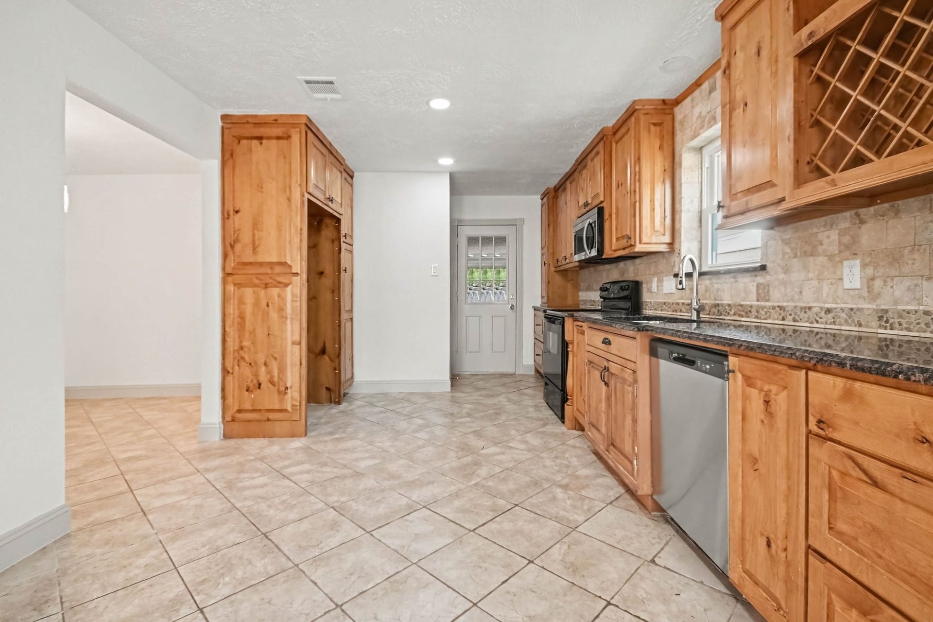 4010 Bluebonnet Trail, Deer Park, TX 77536 4010 Bluebonnet Trail, Deer Park, TX 77536
