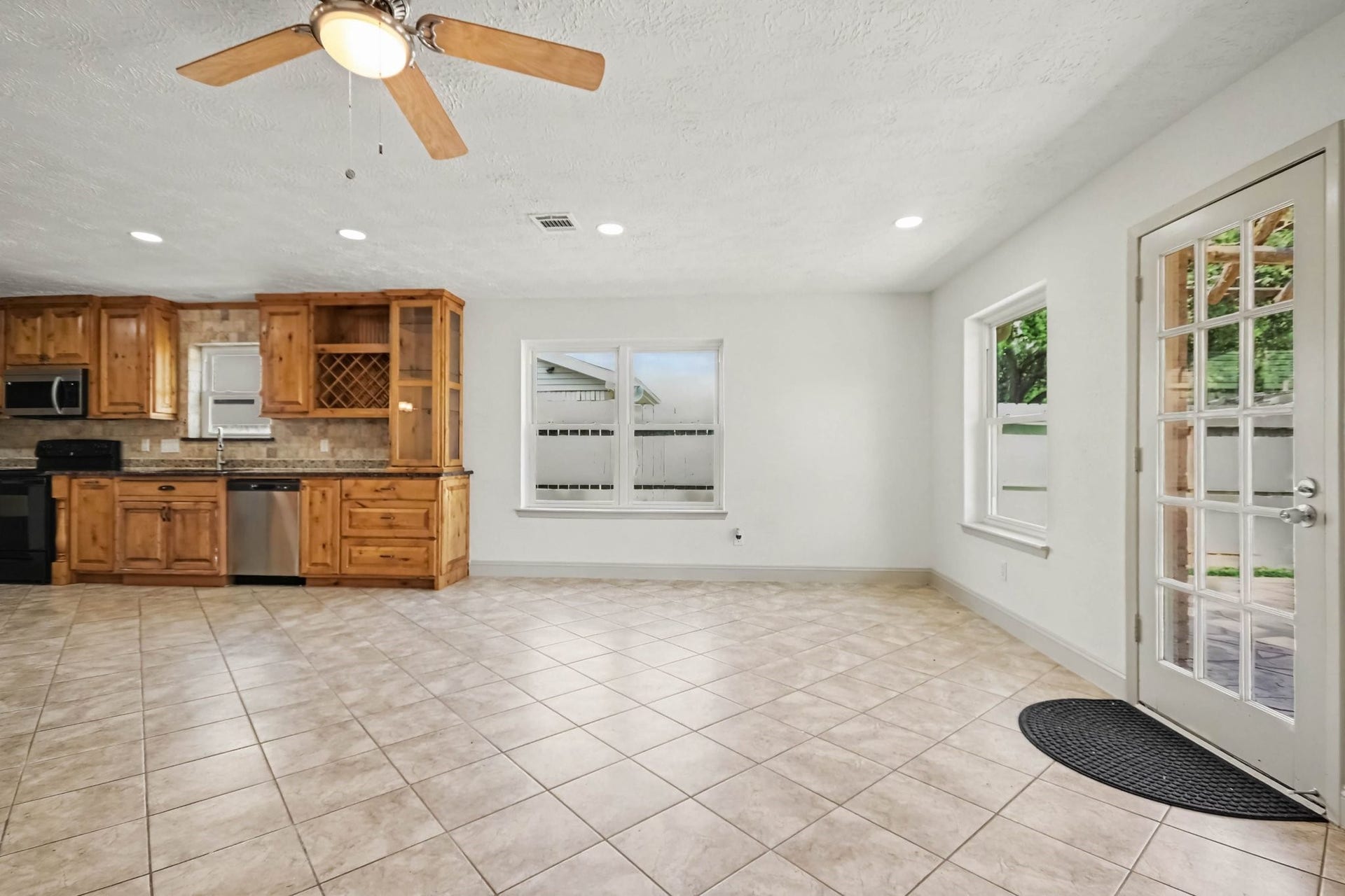 4010 Bluebonnet Trail, Deer Park, TX 77536 4010 Bluebonnet Trail, Deer Park, TX 77536