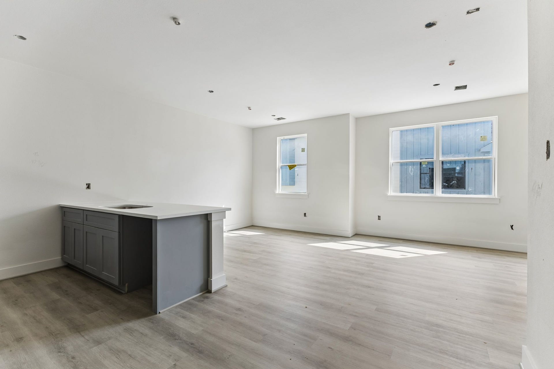 2037 Oak Forest Drive, #A-B, Houston, TX 77018 2037 Oak Forest Drive, #A-B, Houston, TX 77018