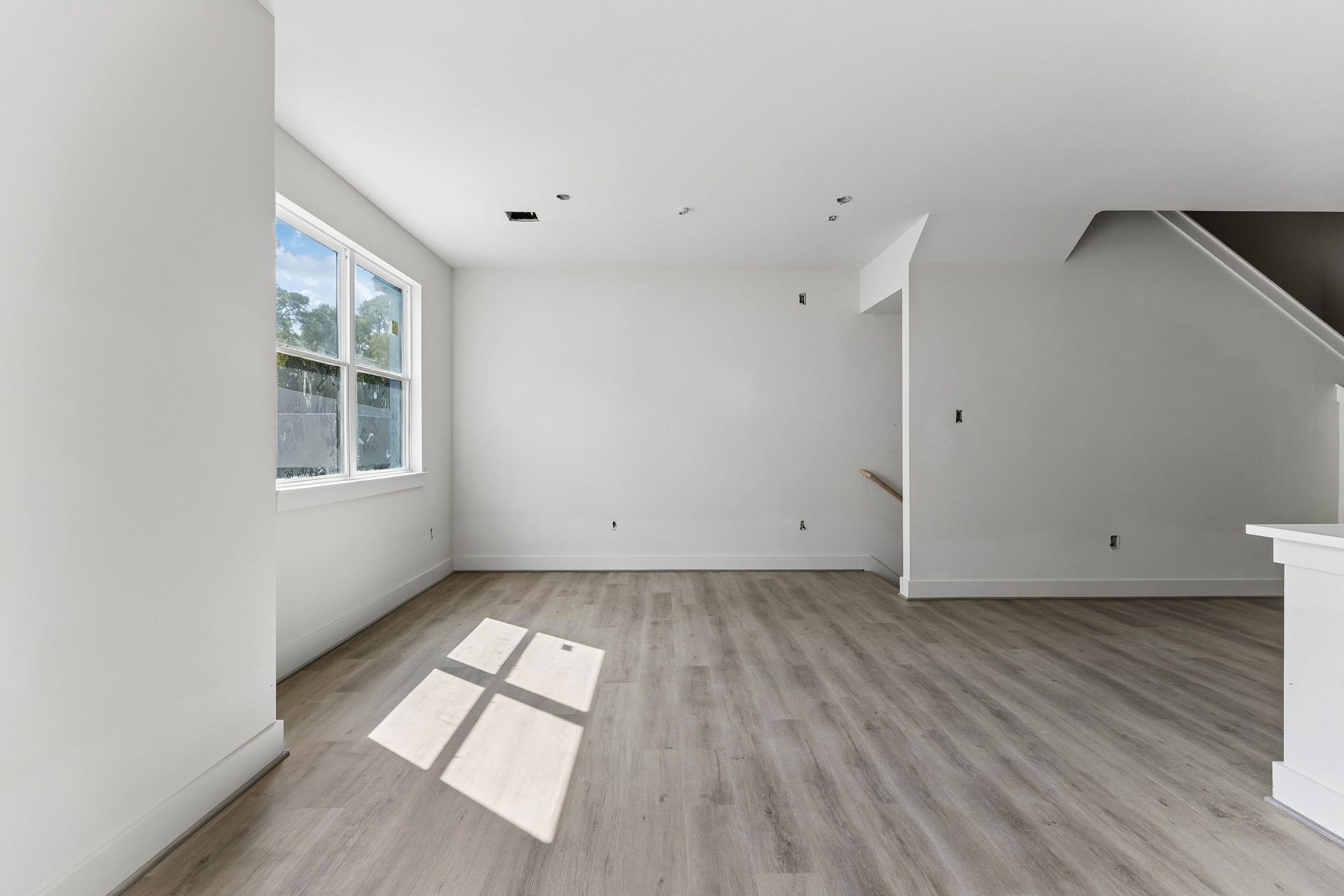 2037 Oak Forest Drive, #A-B, Houston, TX 77018 2037 Oak Forest Drive, #A-B, Houston, TX 77018