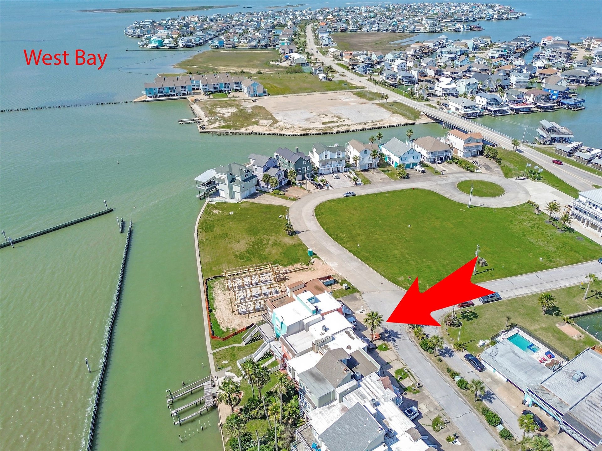 3 Tiki Circle, Tiki Island, TX 77554 3 Tiki Circle, Tiki Island, TX 77554