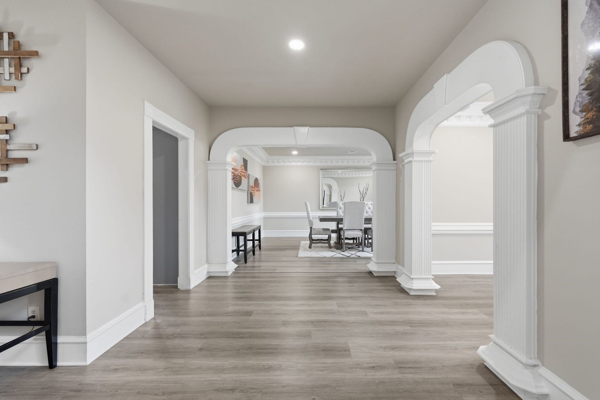 Plenty of room to host ALL of the Holiday Dinners!