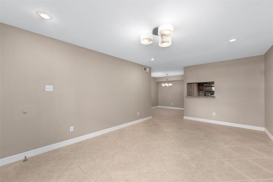 Property photo for 4641 Wild Indigo Street, #423, Houston, TX