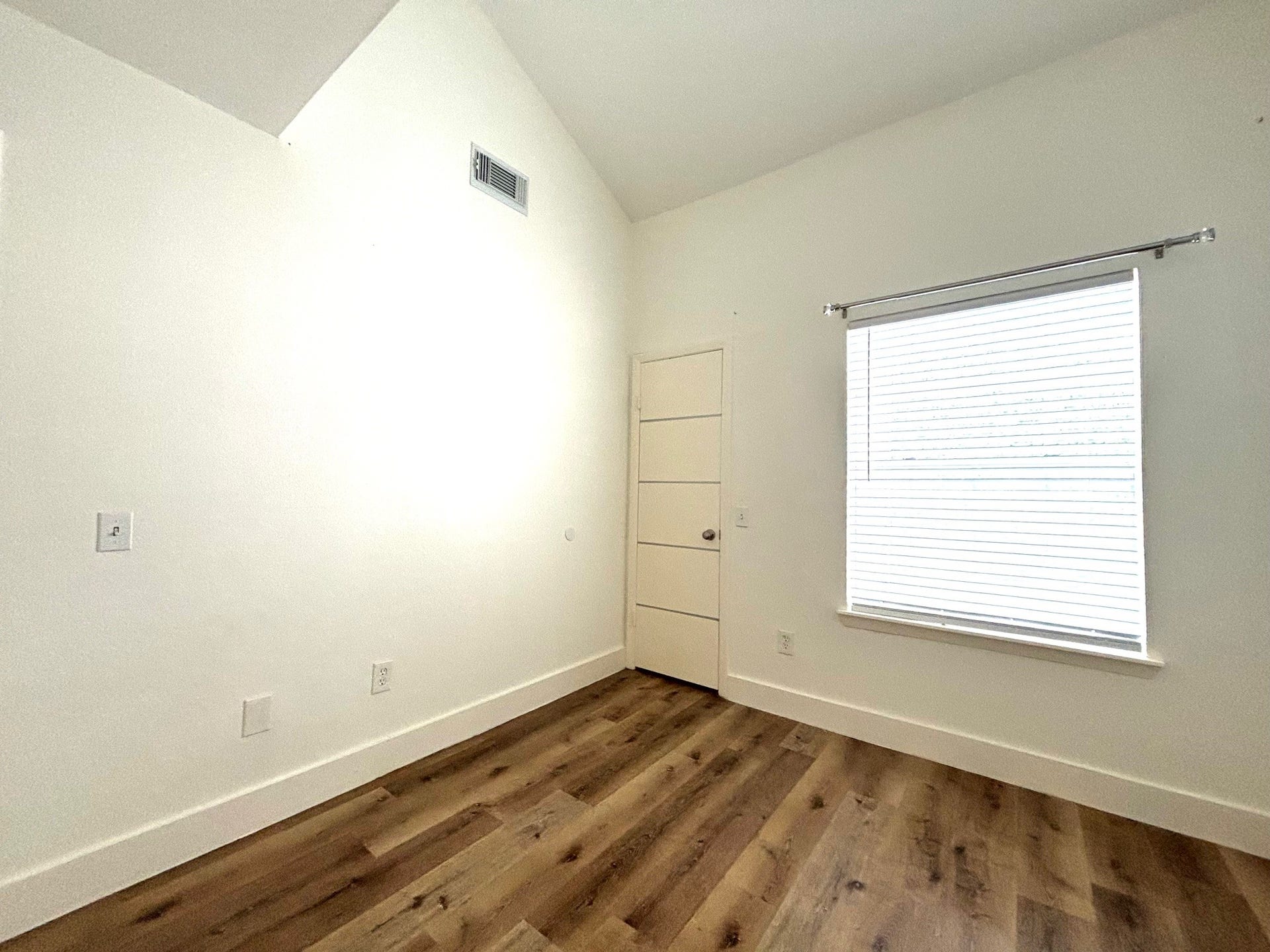 9809 Richmond Avenue, #F7, Houston, TX 77042 9809 Richmond Avenue, #F7, Houston, TX 77042