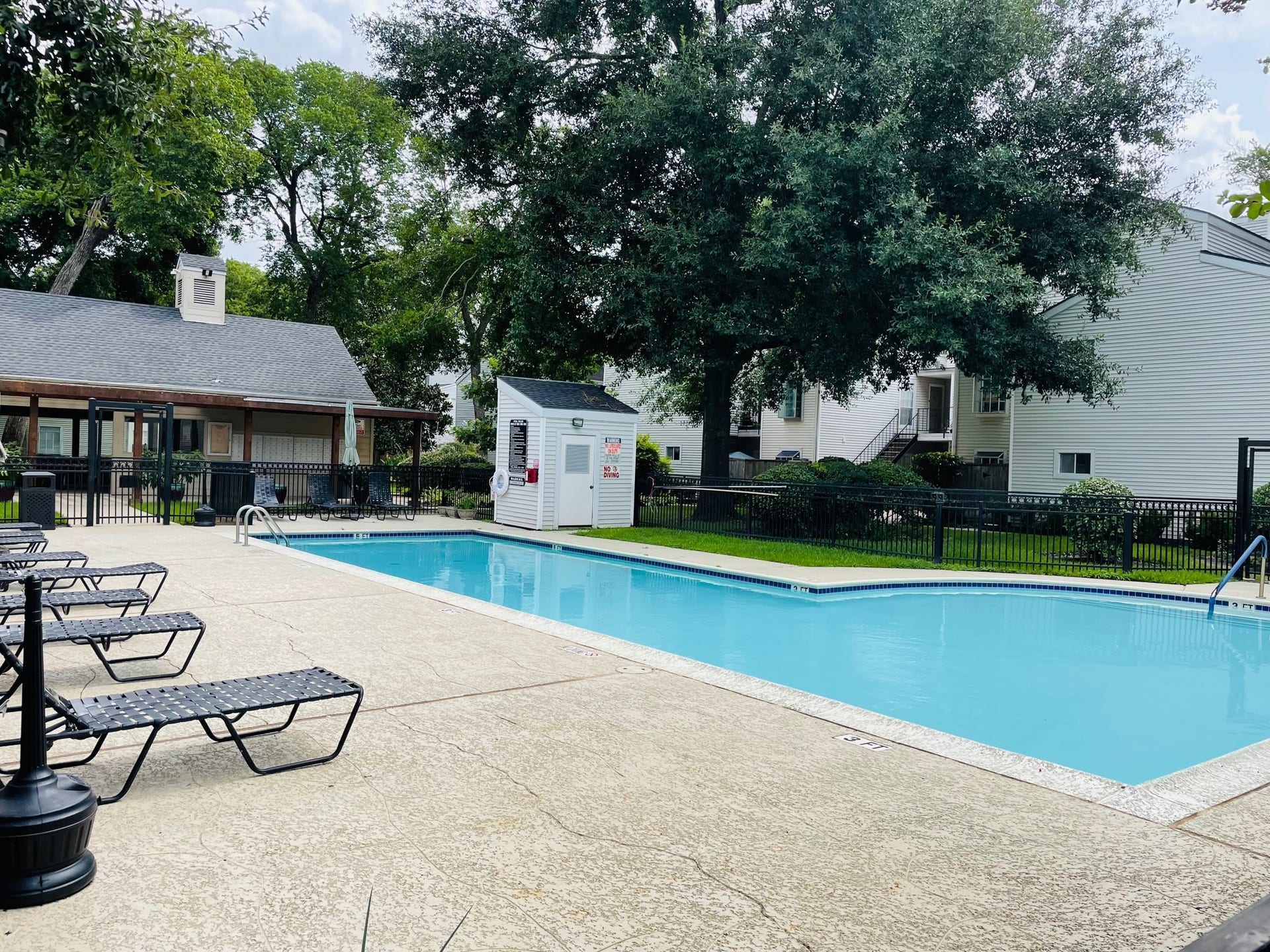 9809 Richmond Avenue, #F7, Houston, TX 77042 9809 Richmond Avenue, #F7, Houston, TX 77042
