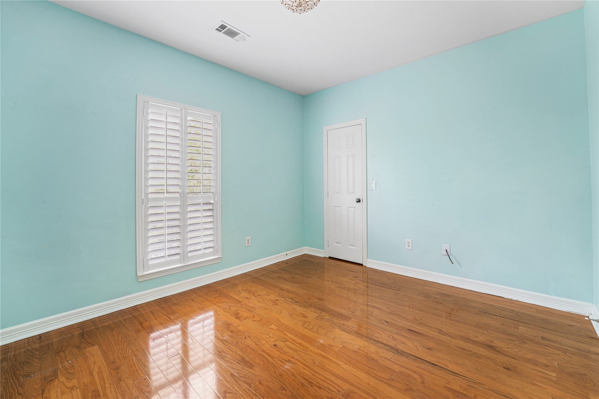 1739 French Village Drive, Houston, TX 77055 Bedroom #3