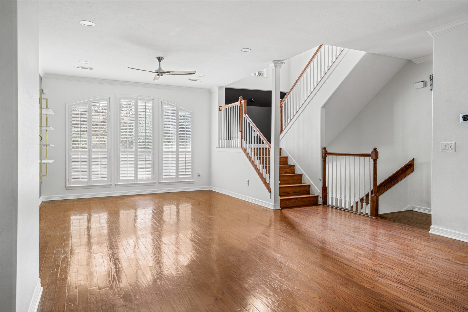 1739 French Village Drive, Houston, TX 77055 This can be your next home.