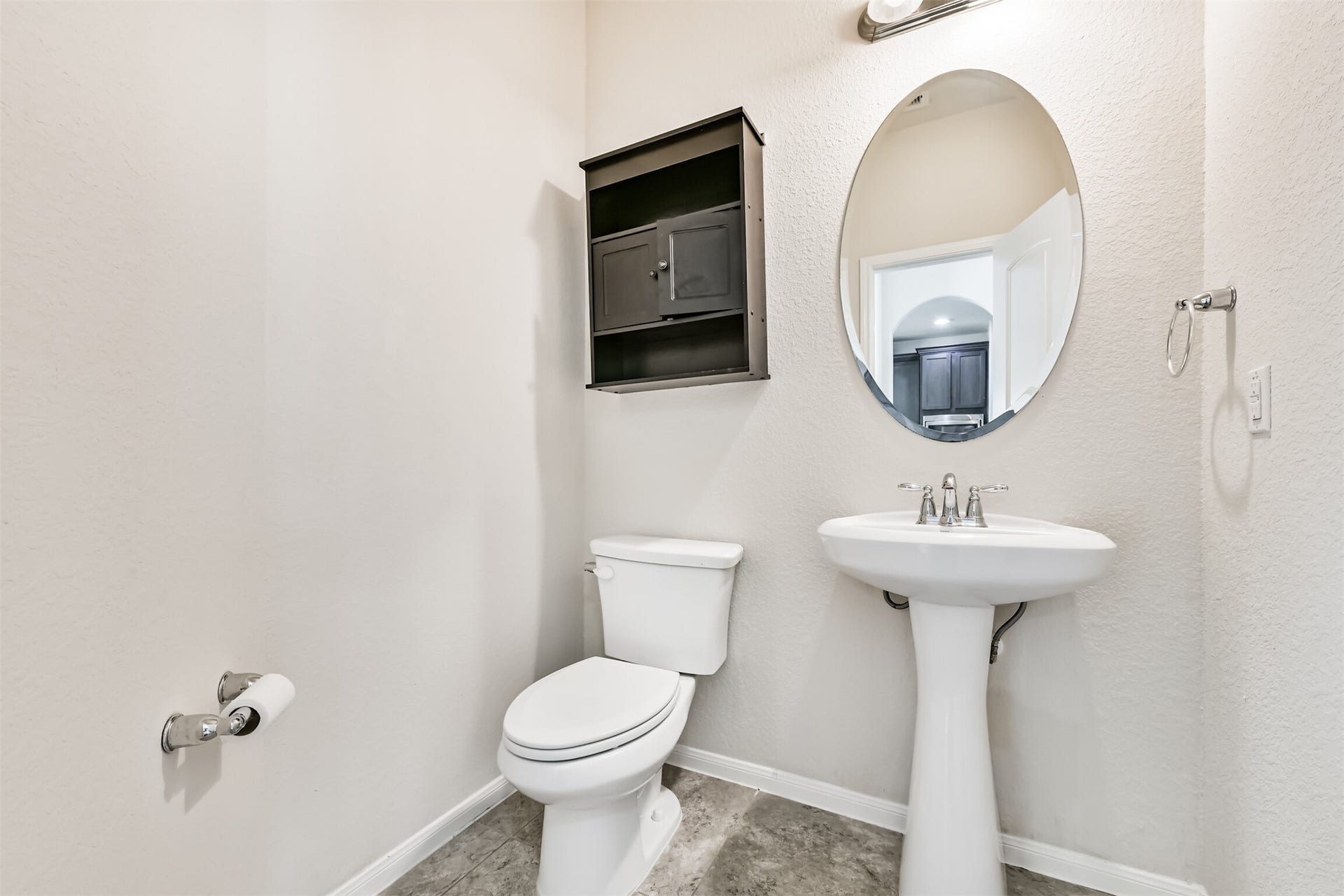 2811 Afton Drive, Pearland, TX 77581 Convenient first-floor half bath for guests.