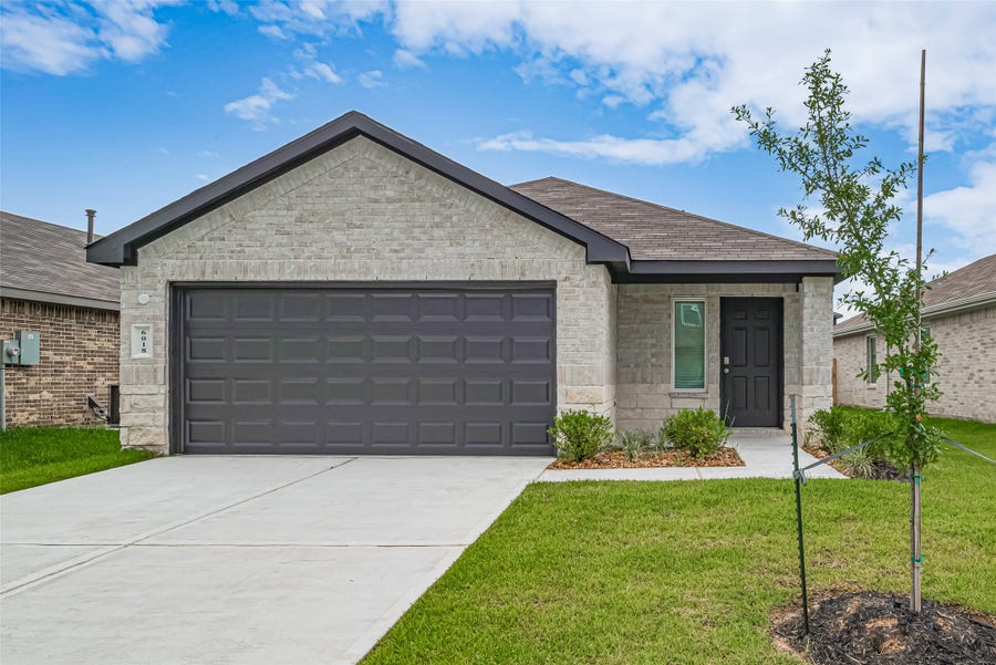 Property photo for 6018 Alberta Falls Drive, Spring, TX