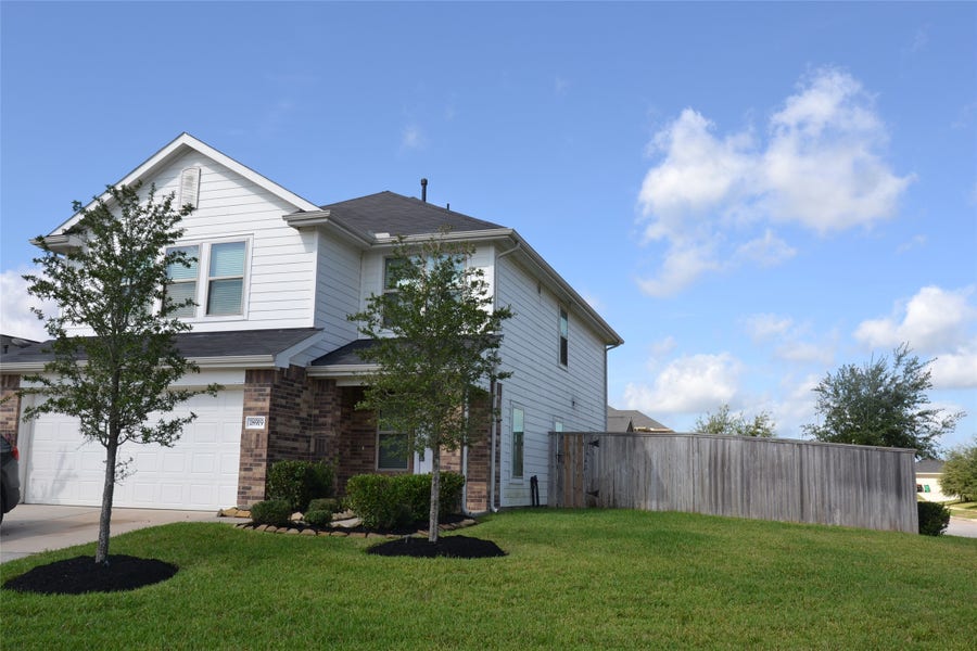 Property photo for 18919 Sorento Bay Lane, Hockley, TX