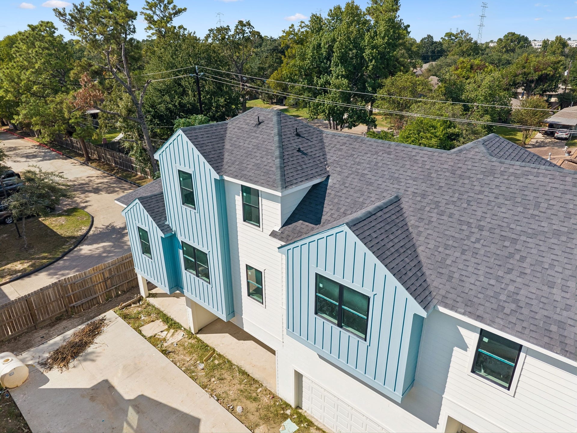 2025 Oak Forest Drive, #A-B, Houston, TX 77018 2025 Oak Forest Drive, #A-B, Houston, TX 77018