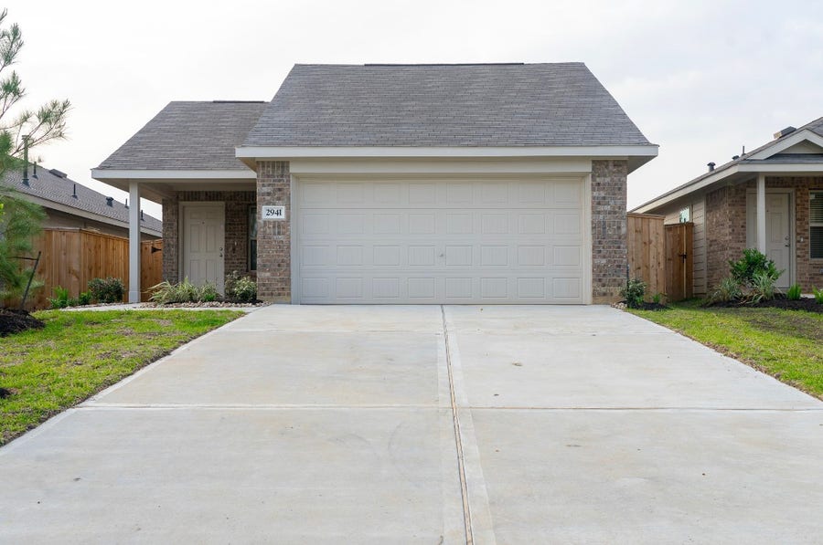 Property photo for 2802 Via Augusta Drive, Conroe, TX