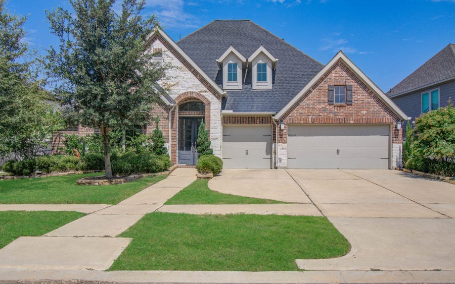 Property photo for 28518 Jade Springs Lane, Fulshear, TX