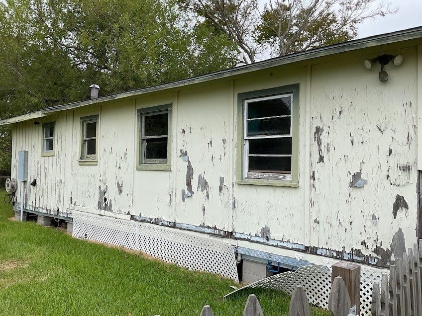 6708 Hawthorne Road, Hitchcock, TX 77563 6708 Hawthorne Road, Hitchcock, TX 77563