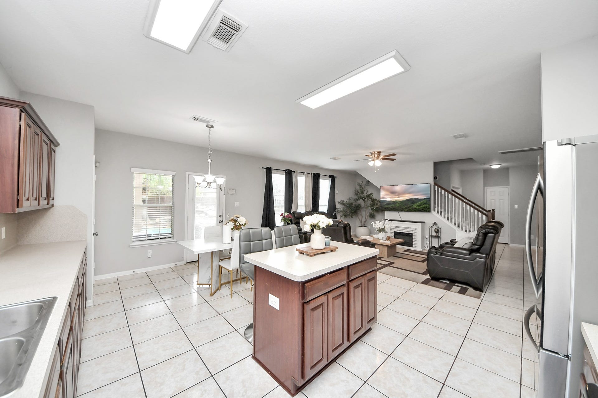1315 Chalk Rock Drive, Houston, TX 77067