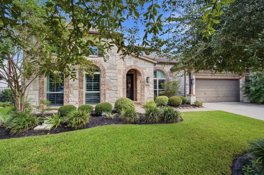 Property photo for 119 North Winter Sunrise Circle, Tomball, TX