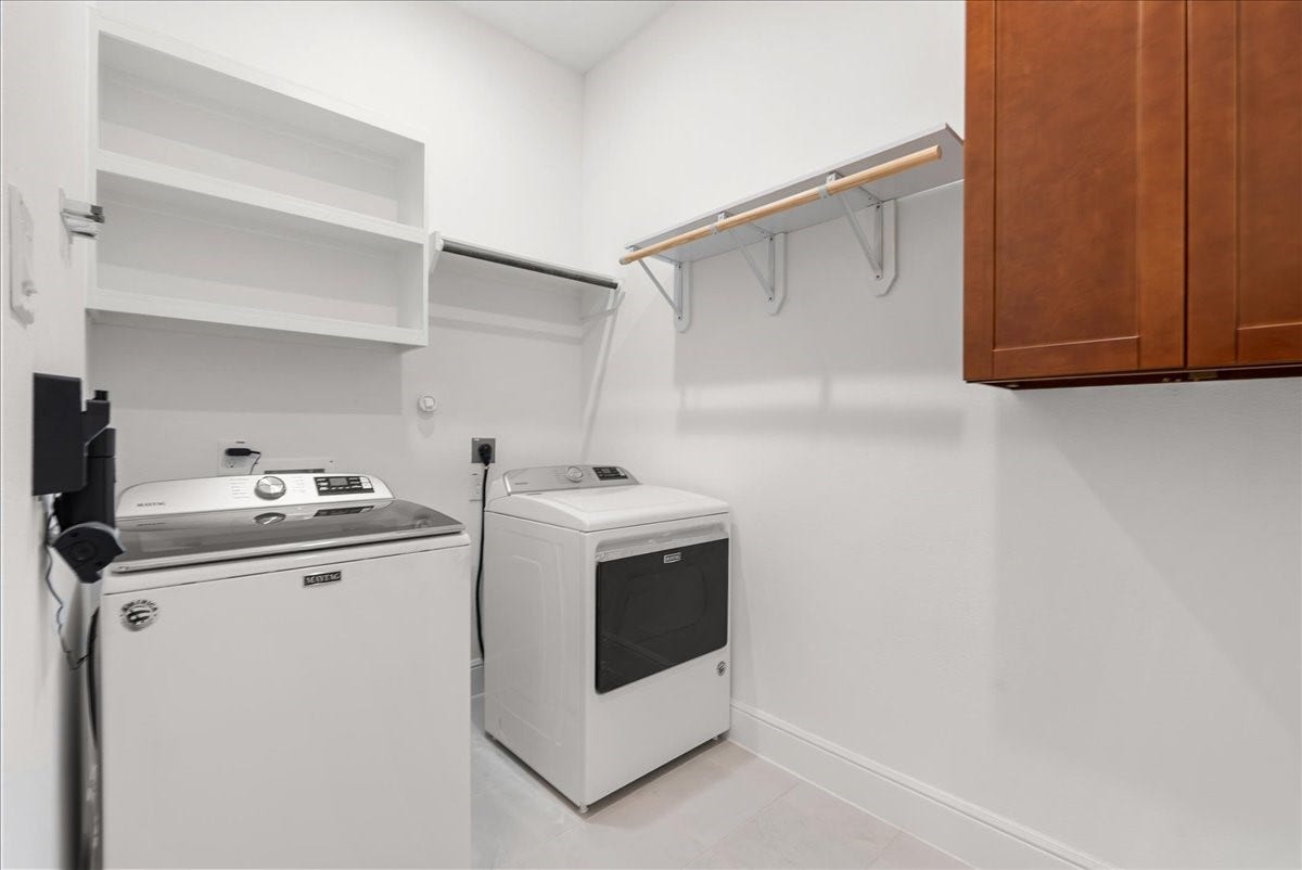 4816 Blue Pearl Lane, League City, TX 77573 Laundry room