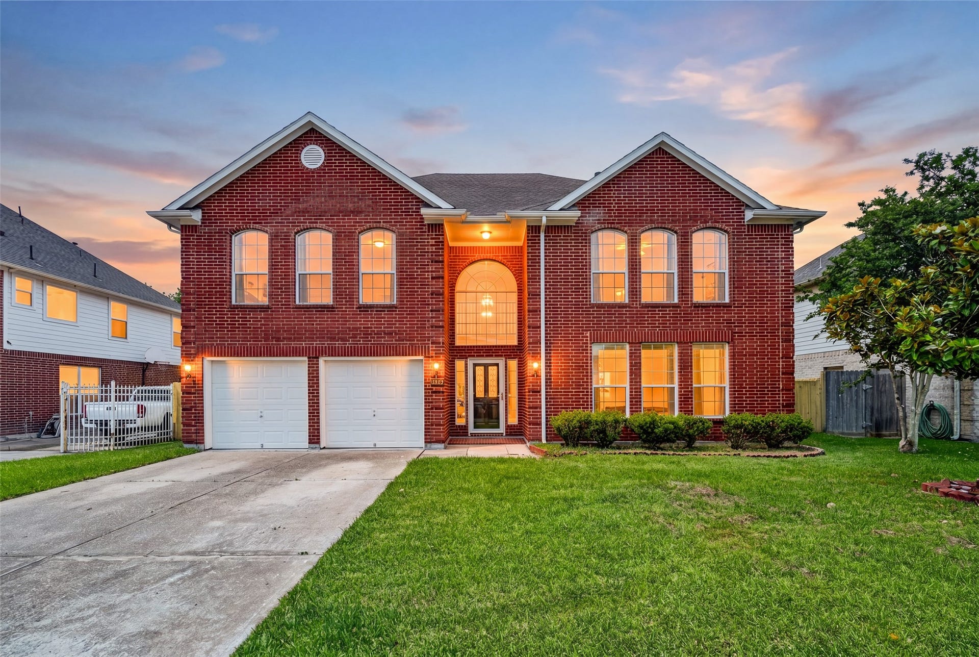13910 Sunset View Drive, Houston, TX 77083 13910 Sunset View Drive, Houston, TX 77083