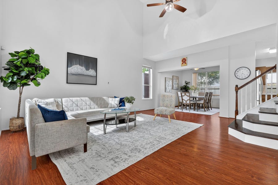 Property photo for 10054 Rio Bravo Road, Houston, TX