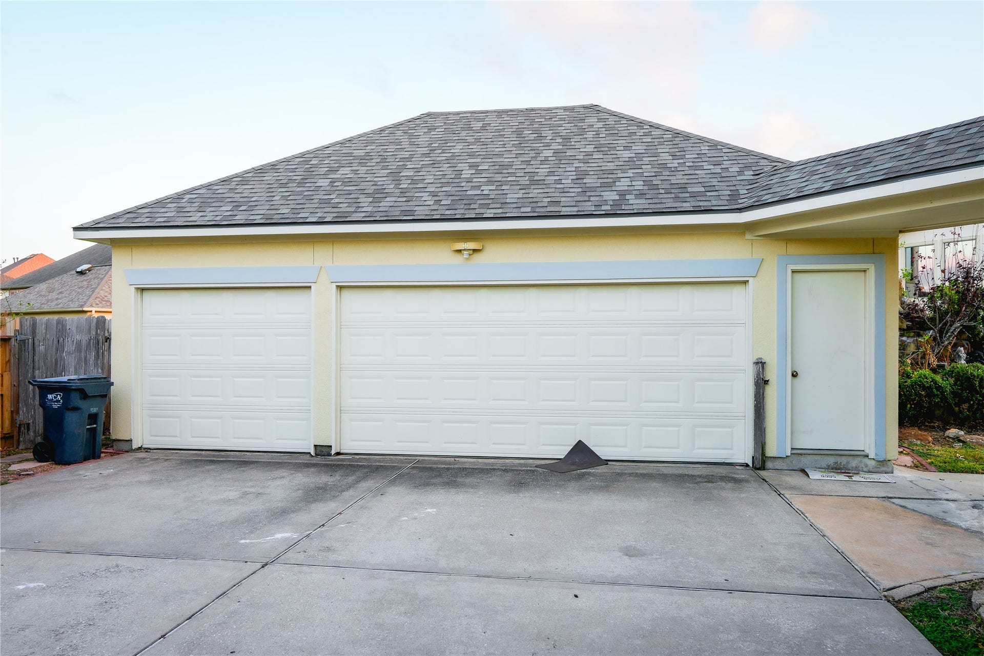 15127 Oldtown Bridge Court, Sugar Land, TX 77498 15127 Oldtown Bridge Court, Sugar Land, TX 77498