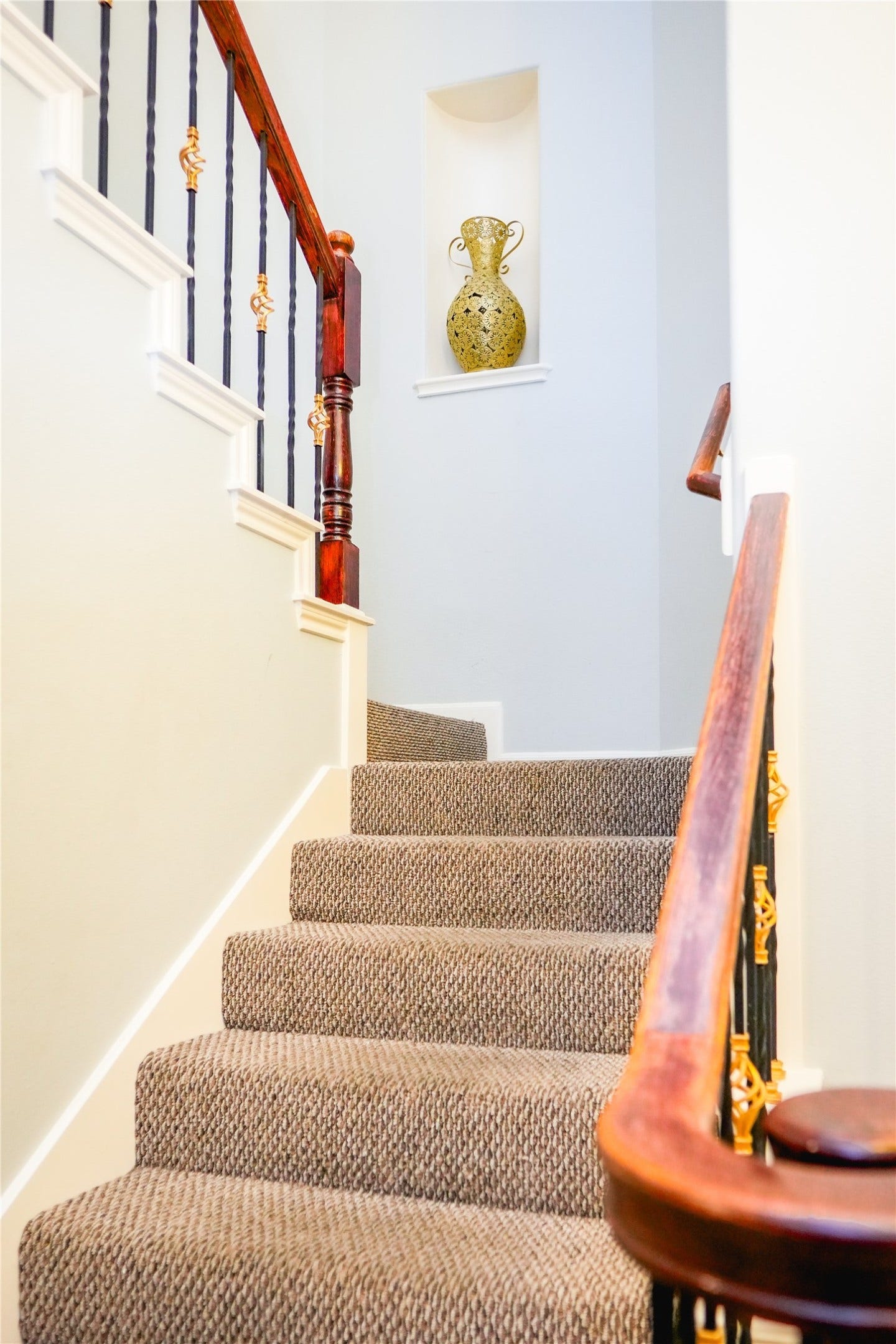15127 Oldtown Bridge Court, Sugar Land, TX 77498 15127 Oldtown Bridge Court, Sugar Land, TX 77498
